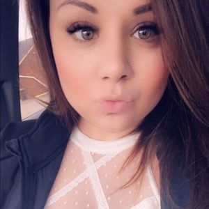 Meet your Posher, Ericka